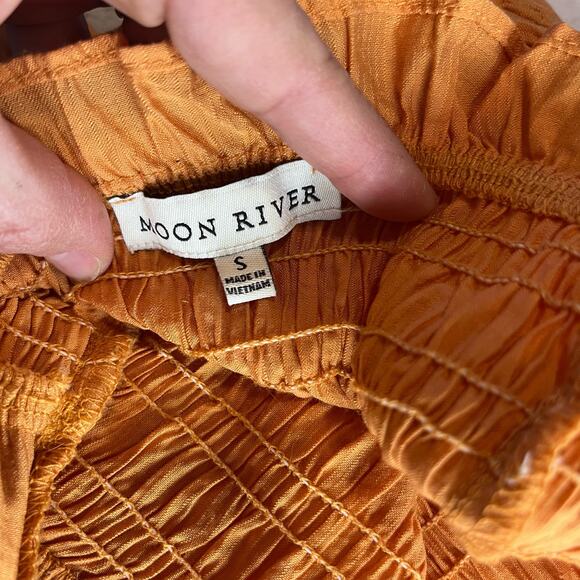 Moon River Smocked Flutter Sleeve Midi Sleeve Dress Size S Peasant Milk Maid - Picture 5 of 7